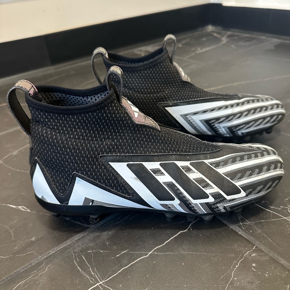 Adidas Men’s Football Cleats - Size 9